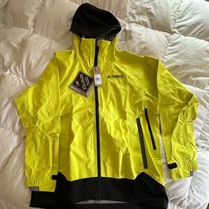 Terrex Myshelter Goretex ACT jacket